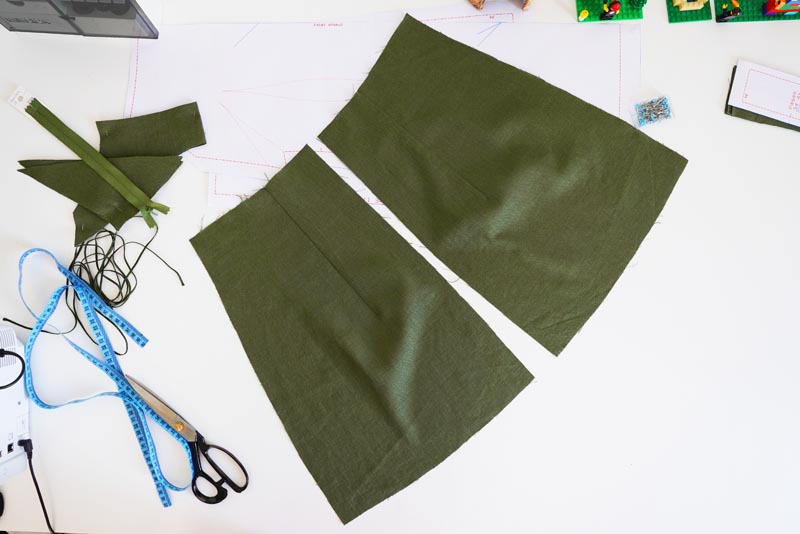 Sewing pattern for women's linen dress with spaghetti straps and exposed back LINEN - waist darts