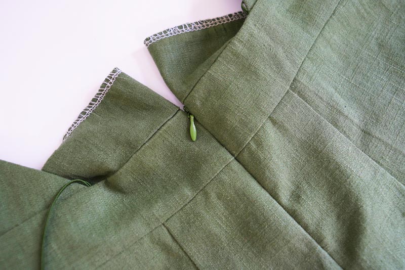 Sewing pattern for women's linen dress with spaghetti straps and exposed back LINEN - sewing the zipper