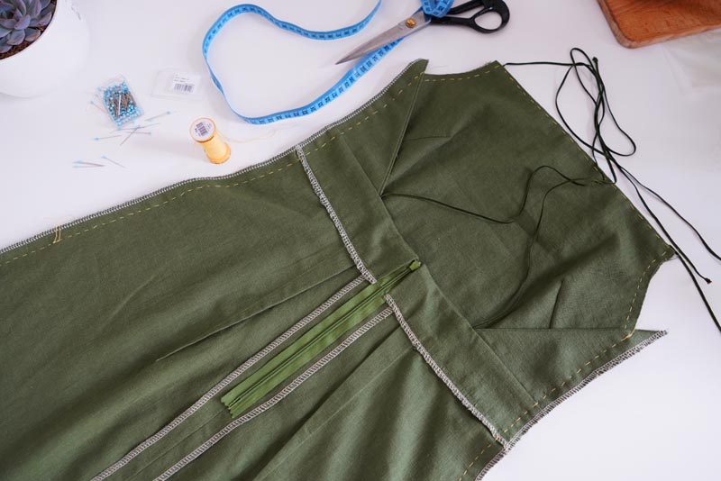 Sewing pattern for women's linen dress with spaghetti straps and exposed back LINEN - front facing