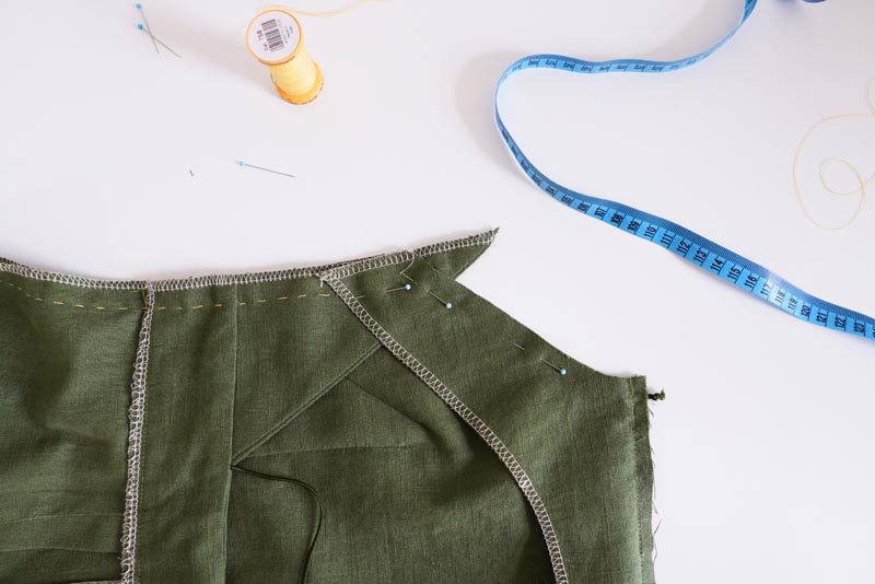 Sewing pattern for women's linen dress with spaghetti straps and exposed back LINEN - completing the dress