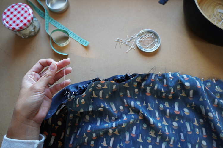 How to sew women's summer dress BREEZE with lining - Picolly.com