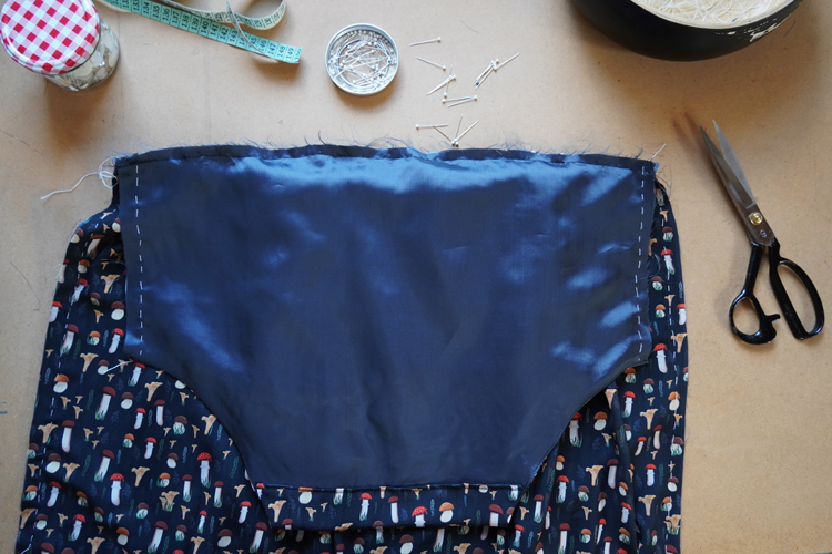 How to sew women's summer dress BREEZE with lining - Picolly.com